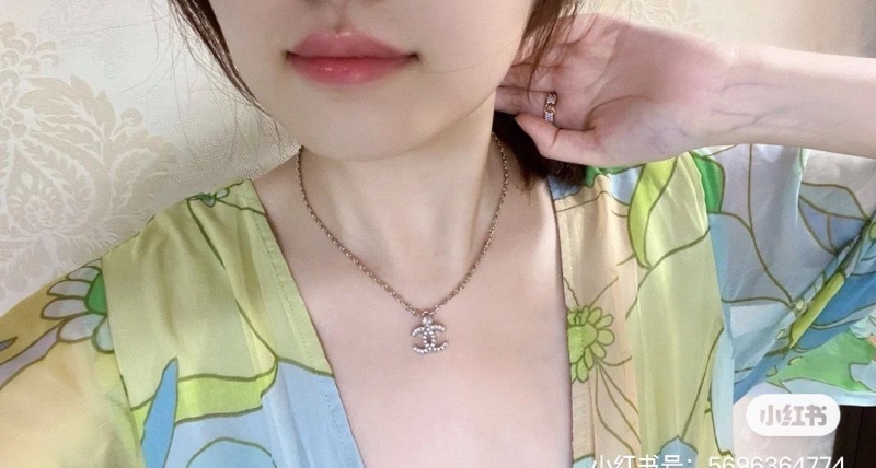 Ch**el necklaces
